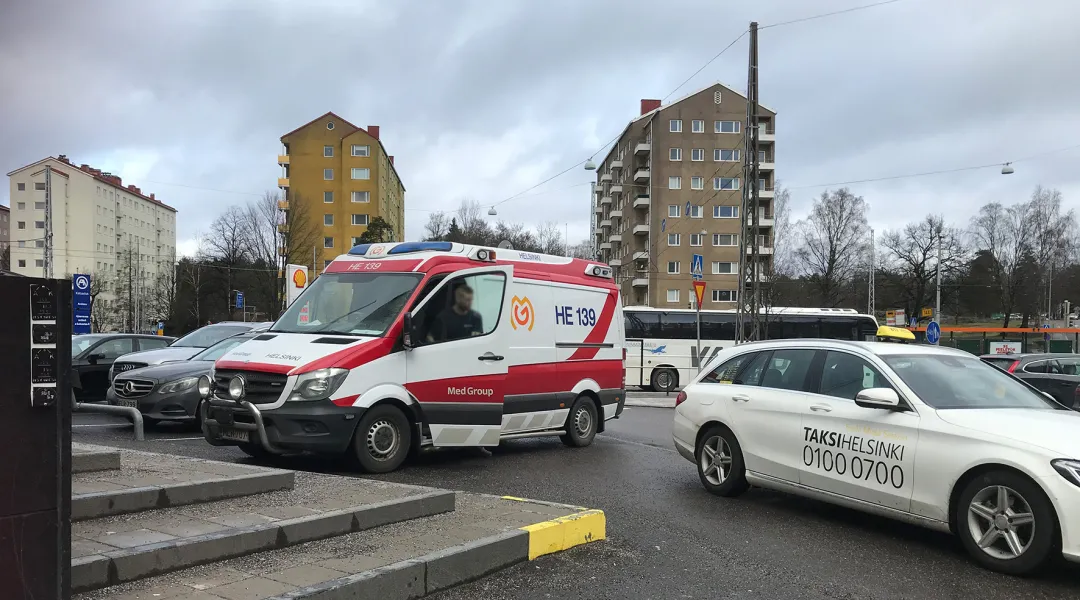 ambulanssi ja taksi