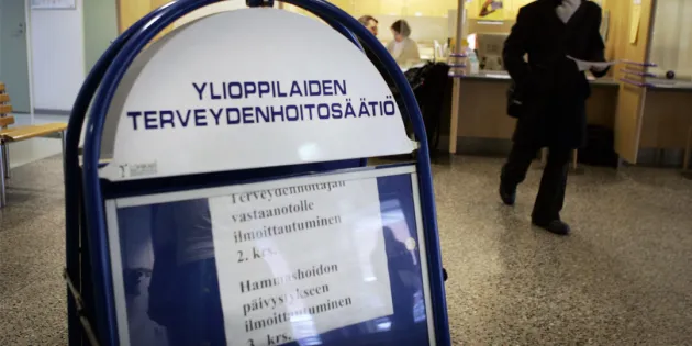 Ylioppilaiden terveydenhoitosäätiön toimipisteen aula